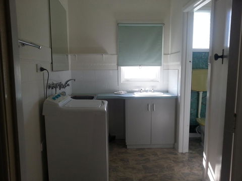 Beachcomber Holiday Units - Holiday Adelaide 39
