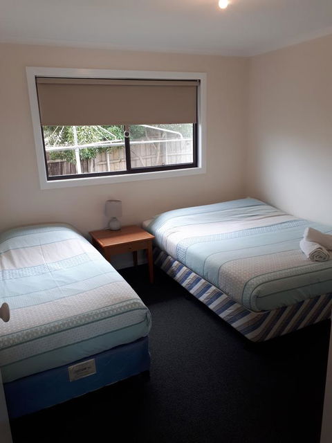 Beachcomber Holiday Units - Holiday Adelaide 1