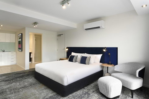 Brady Apartment Hotel Flinders Street - Holiday Adelaide 8