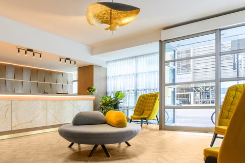 Brady Apartment Hotel Flinders Street - Holiday Adelaide 2