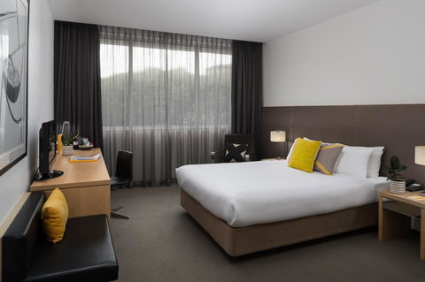 Atura Dandenong - Holiday Adelaide 1