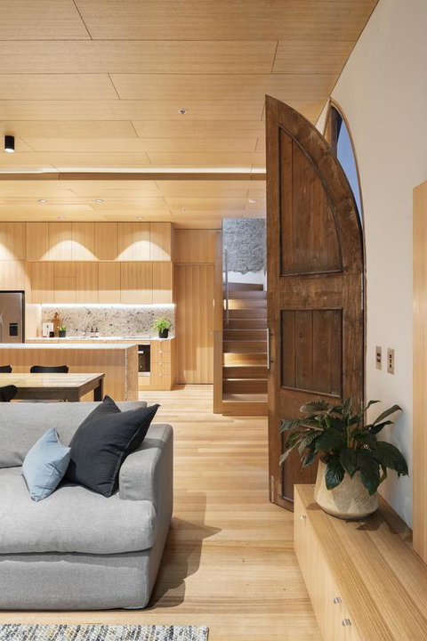 Converted Blue Stone Church - Holiday Adelaide 12