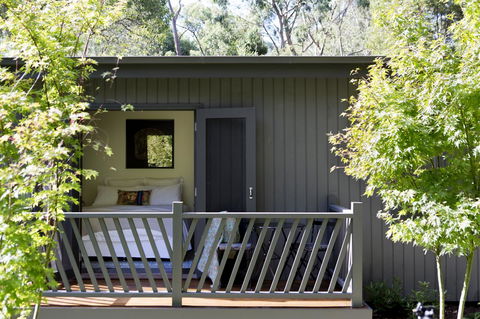 Botanica Editions - Holiday Adelaide 20