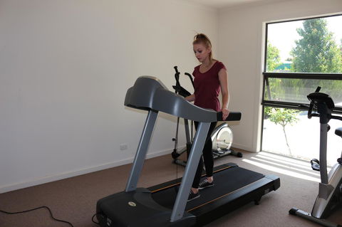 Bairnsdale International - Holiday Adelaide 6