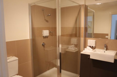 Bairnsdale International - Holiday Adelaide 27