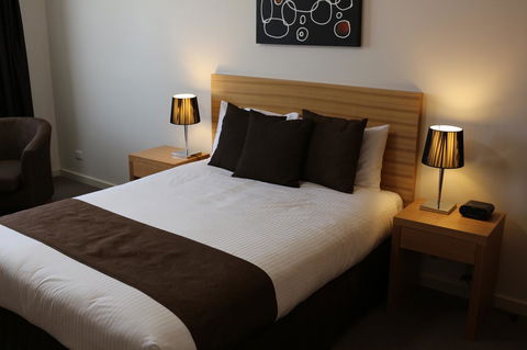 Bairnsdale International - Holiday Adelaide 35