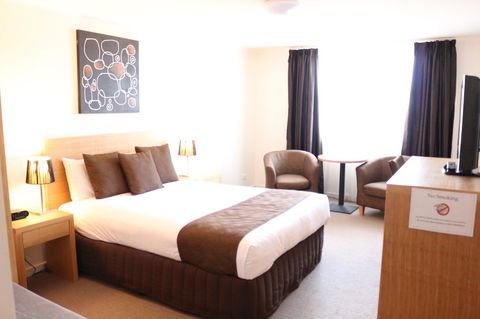 Bairnsdale International - Holiday Adelaide 3