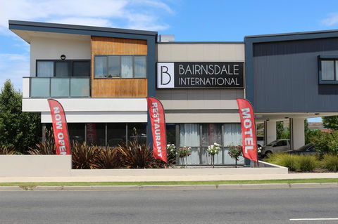 Bairnsdale International - Holiday Adelaide 8