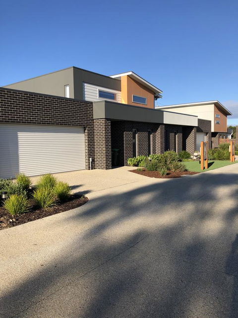 Escape On Birch - Holiday Adelaide 35