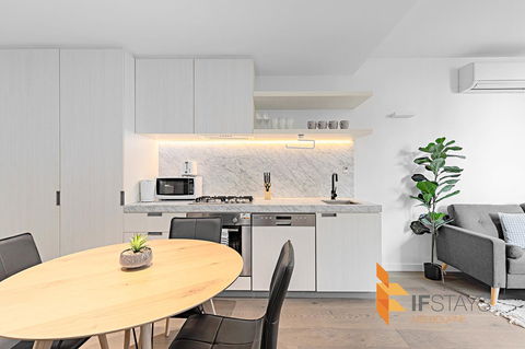 IFSuites (IFSTAYS) North Apartment - Holiday Adelaide 5