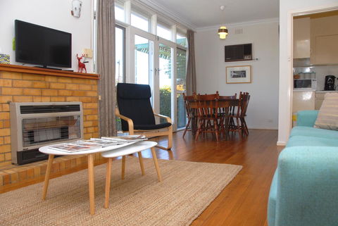 Green Grove - Holiday Adelaide 7