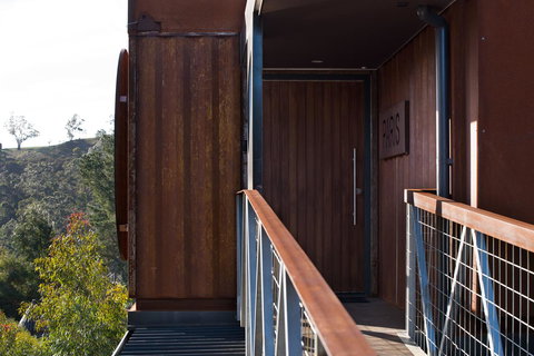 Clifftop At Hepburn - Holiday Adelaide 6