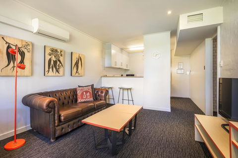 Burvale Hotel - Holiday Adelaide 3