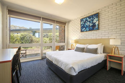 Burvale Hotel - Holiday Adelaide 5