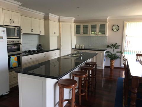 Ocean View Beach House - Holiday Adelaide 8