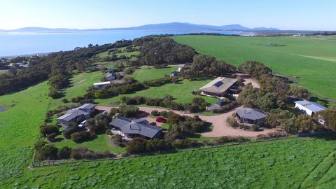 Limosa Rise - Holiday Adelaide 2