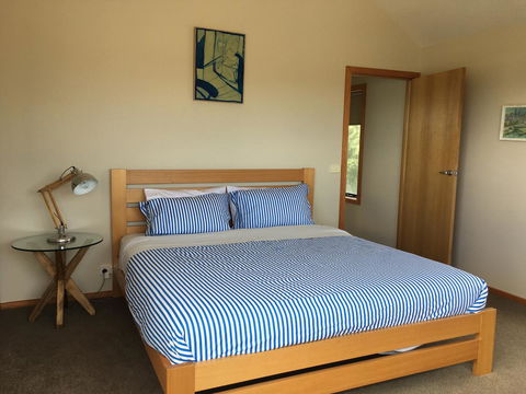 Apostle Hideaway - Central Port Campbell - Holiday Adelaide 7