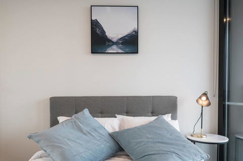 International 2 Bed 2 Bath Apartment - Holiday Adelaide 6