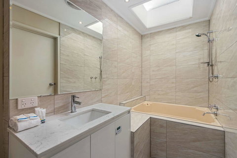 Knox International Hotel And Apartments - Holiday Adelaide 16