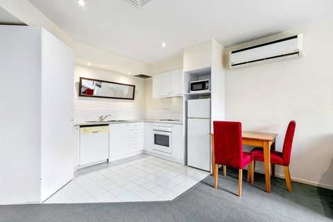 Knox International Hotel And Apartments - Holiday Adelaide 24