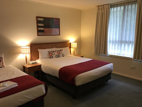 Knox International Hotel And Apartments - Holiday Adelaide 14