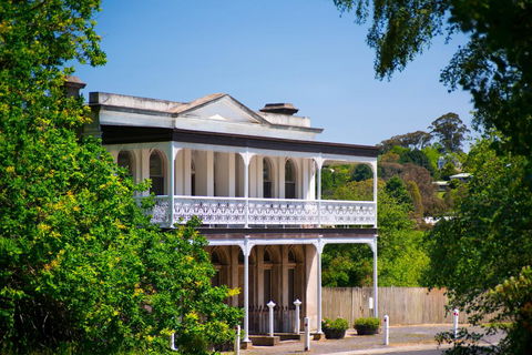 The Coach House - Holiday Adelaide 1