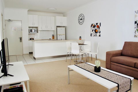 The Coast Motel - Holiday Adelaide 1