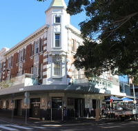 The Crown  Anchor Hotel - Holiday Adelaide