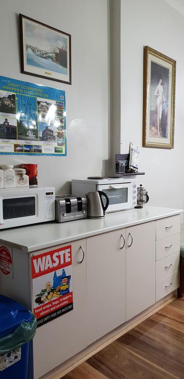 The Eastern Hotel - Holiday Adelaide 0