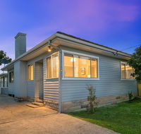 The Entrance North Lakeside Cottage - Holiday Adelaide