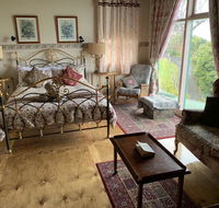The Goat and Goose Bed  Breakfast - Holiday Adelaide