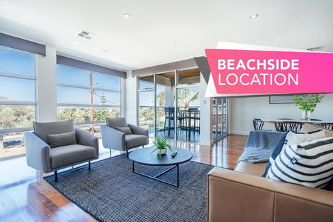 The Grand Oasis - Pool - Wifi - Mins From Beach - Holiday Adelaide 0