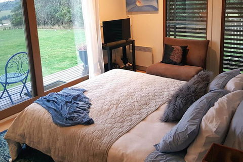 The Gurdies Room With Amazing Sunset Views - Holiday Adelaide 0