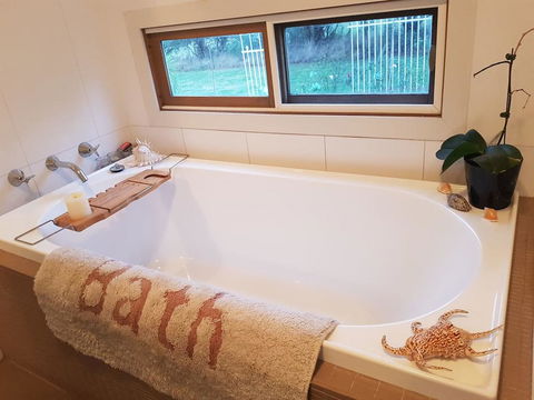 The Gurdies Room With Amazing Sunset Views - Holiday Adelaide 2