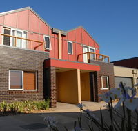 The Lakes Apartments - Holiday Adelaide