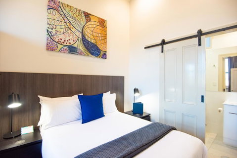 The Mile End Hotel - Holiday Adelaide 3