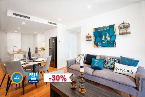 The Opulent Design APT In South Brisbane - Holiday Adelaide 0