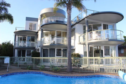 The Palms Apartments - Holiday Adelaide 2