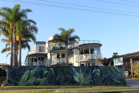 The Palms Apartments - Holiday Adelaide 0