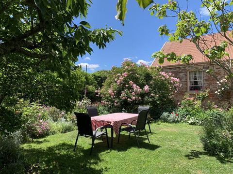 The Racecourse Inn - Holiday Adelaide 3