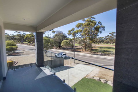 The Races Complex - Holiday Adelaide 2