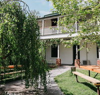 The Robin Hood Inn - Holiday Adelaide