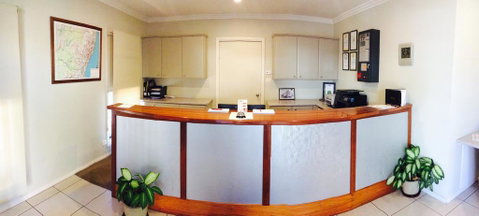 The Saltbush Motor Inn - Holiday Adelaide 1