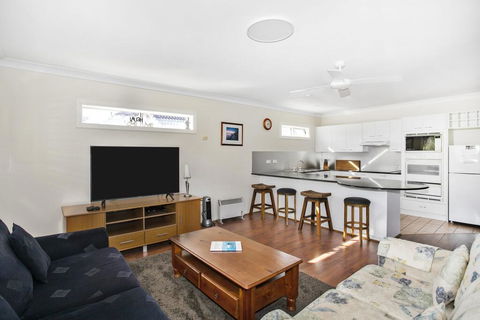 The Sands - 4/46 Jones Avenue Mollymook - Holiday Adelaide 0