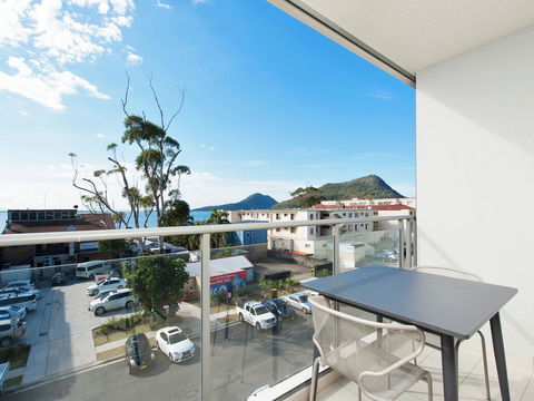 The Shoal Apartments, Unit 304/4-8 Bullecourt Street - Holiday Adelaide 2