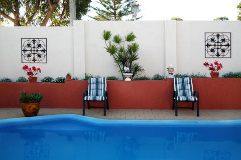The Spanish Retreat And BnB - 24 Hrs - Holiday Adelaide 3