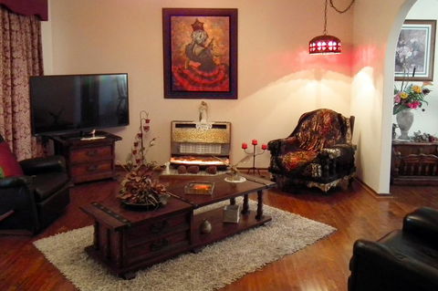 The Spanish Retreat And BnB - 24 Hrs - Holiday Adelaide 0