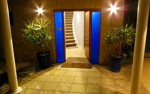 The Wave Oasis SC B&B - Holiday Adelaide 0