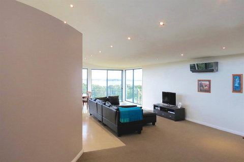 The Wave Oasis SC B&B - Holiday Adelaide 3