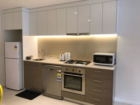 Ther-Rich Apartment - Holiday Adelaide 1